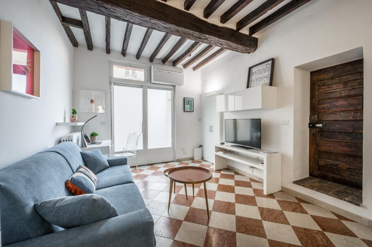 Casa Camilla - Arty Suite Nel Centro Storico Parma Exteriér fotografie